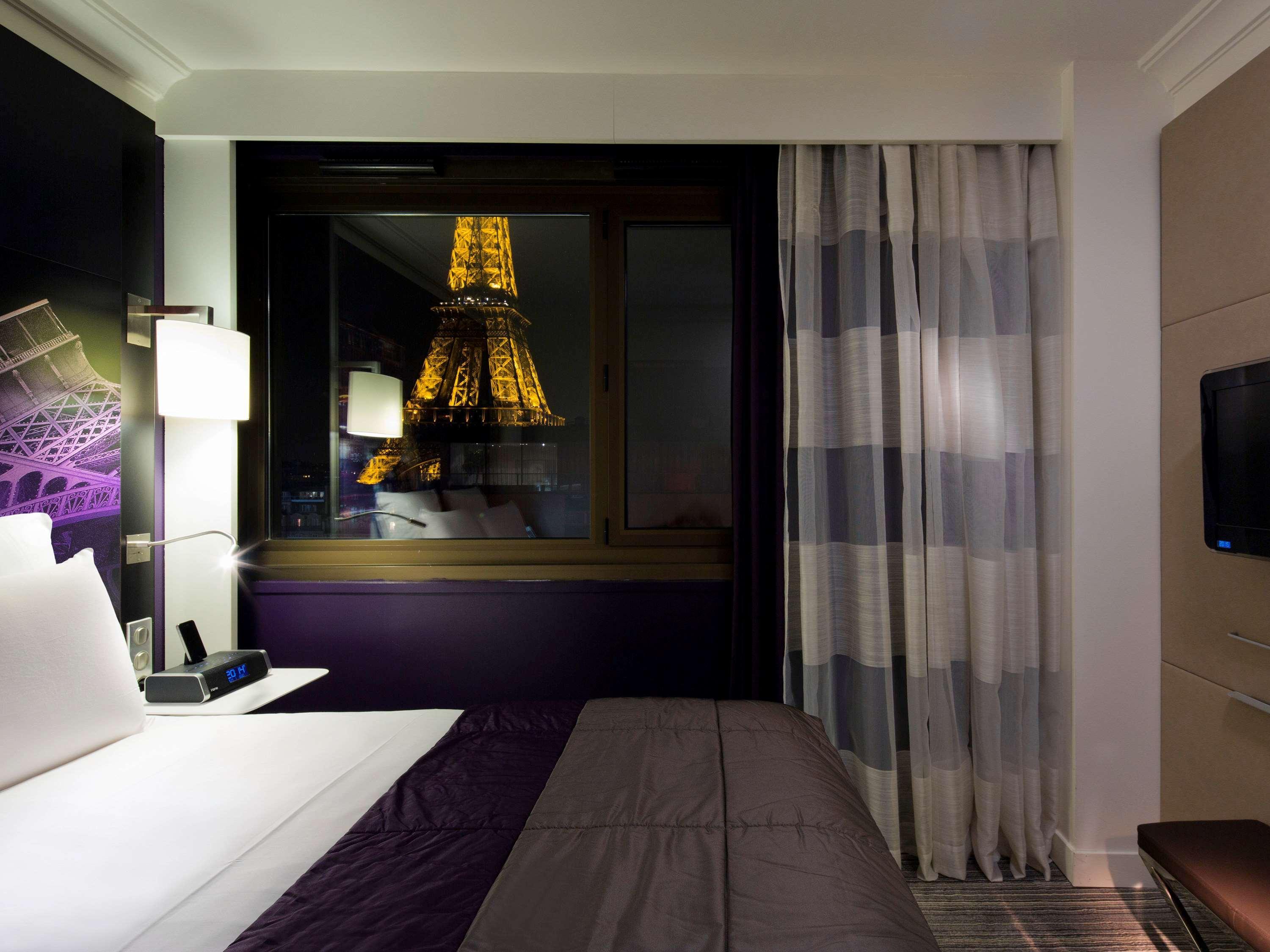 ホテル メルキュール パリ サントル トゥール エッフェル エクステリア 写真